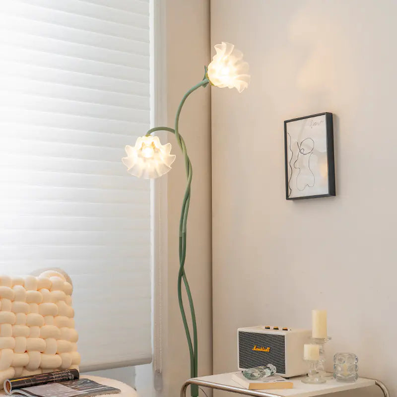 French country floral lamp lit