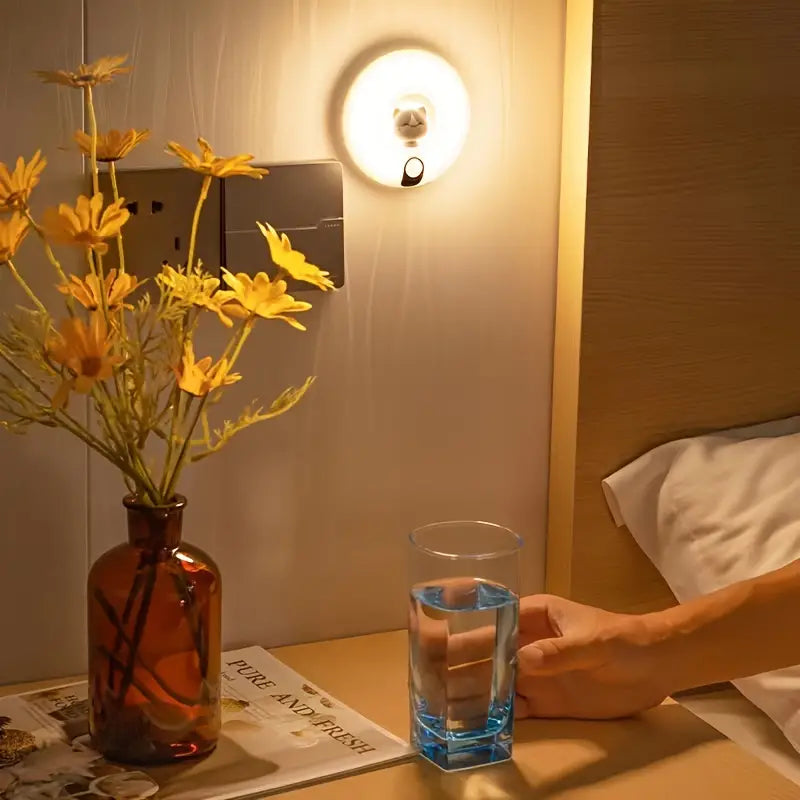 Rechargeable cat night light in a child's room